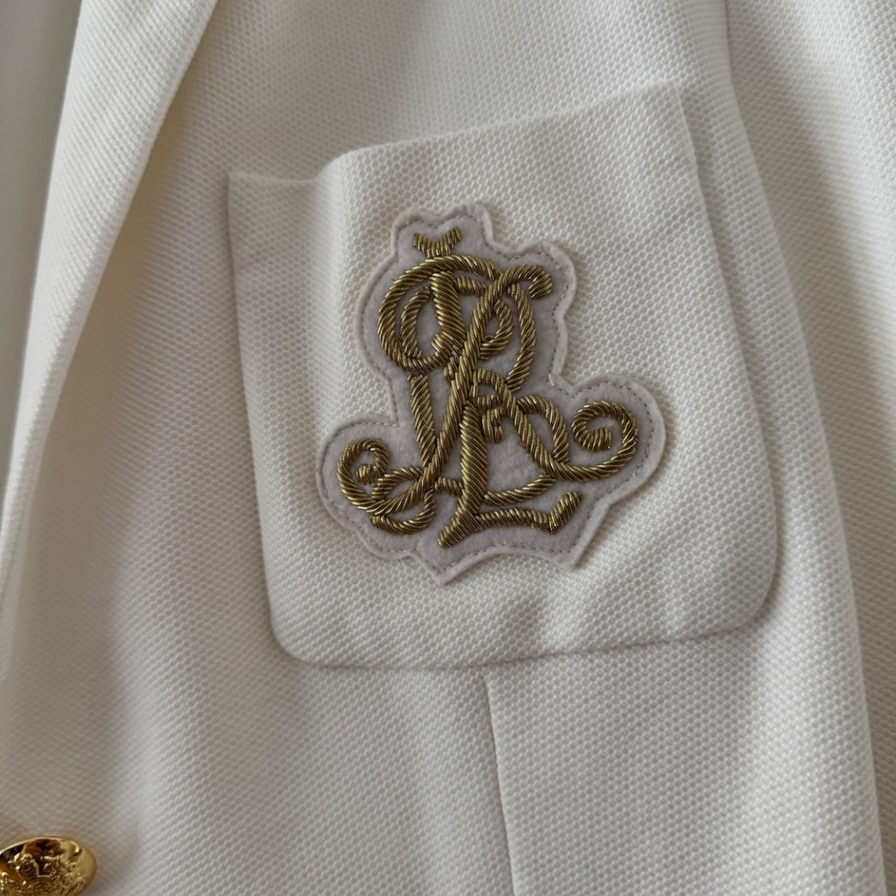 White blazer - image 3